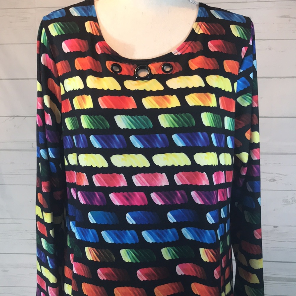 Max & Rina Tunic Top - Picture 3 of 8